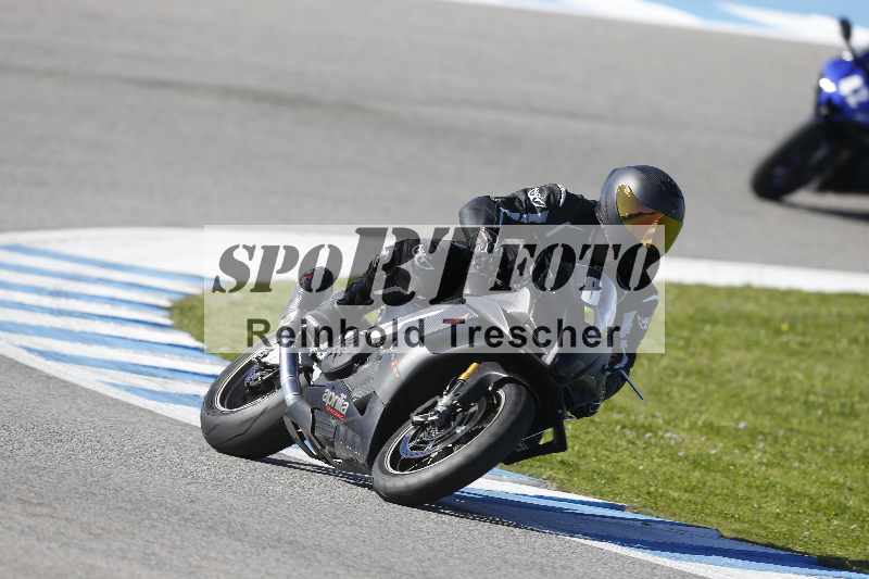 /02 28.-31.01.2025 Moto Center Thun Jerez/gruen-green/83